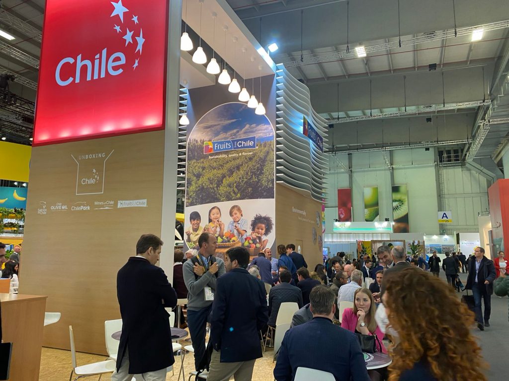 Con pabellón sustentable, frutas chilenas marcan presencia en Fruit Logistica 2022